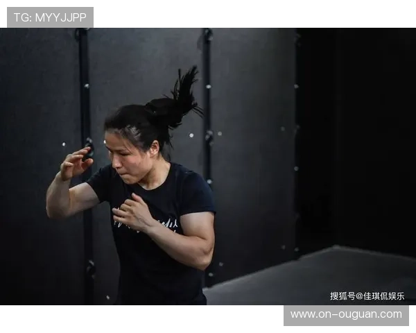 张伟丽比赛带动中国格斗热度，更多年轻人走进拳馆